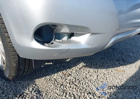 2010 Toyota Highlander Limited V6 z USA, uszkodzony, nr VIN 5TDYK3EH2AS014056